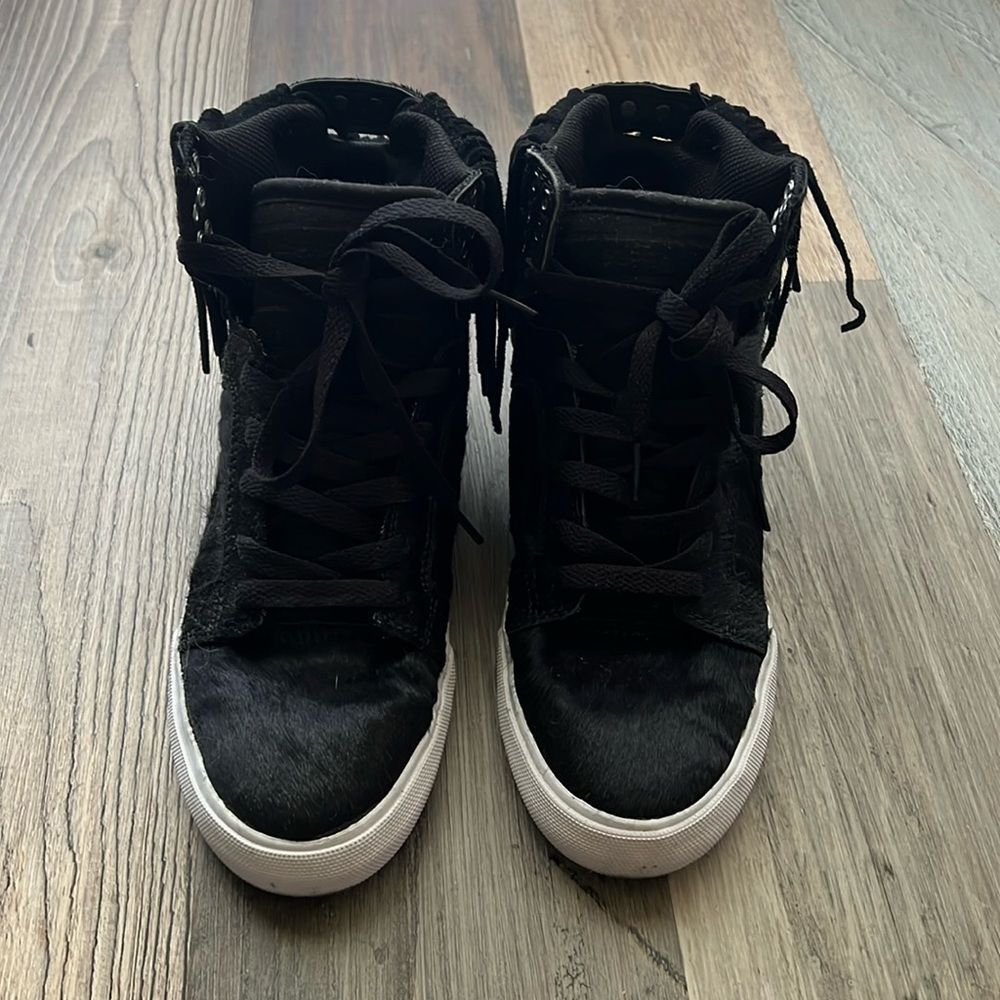 SUPRA Skytops Skateboarding Sneakers Black Fringe Women’s 6.5